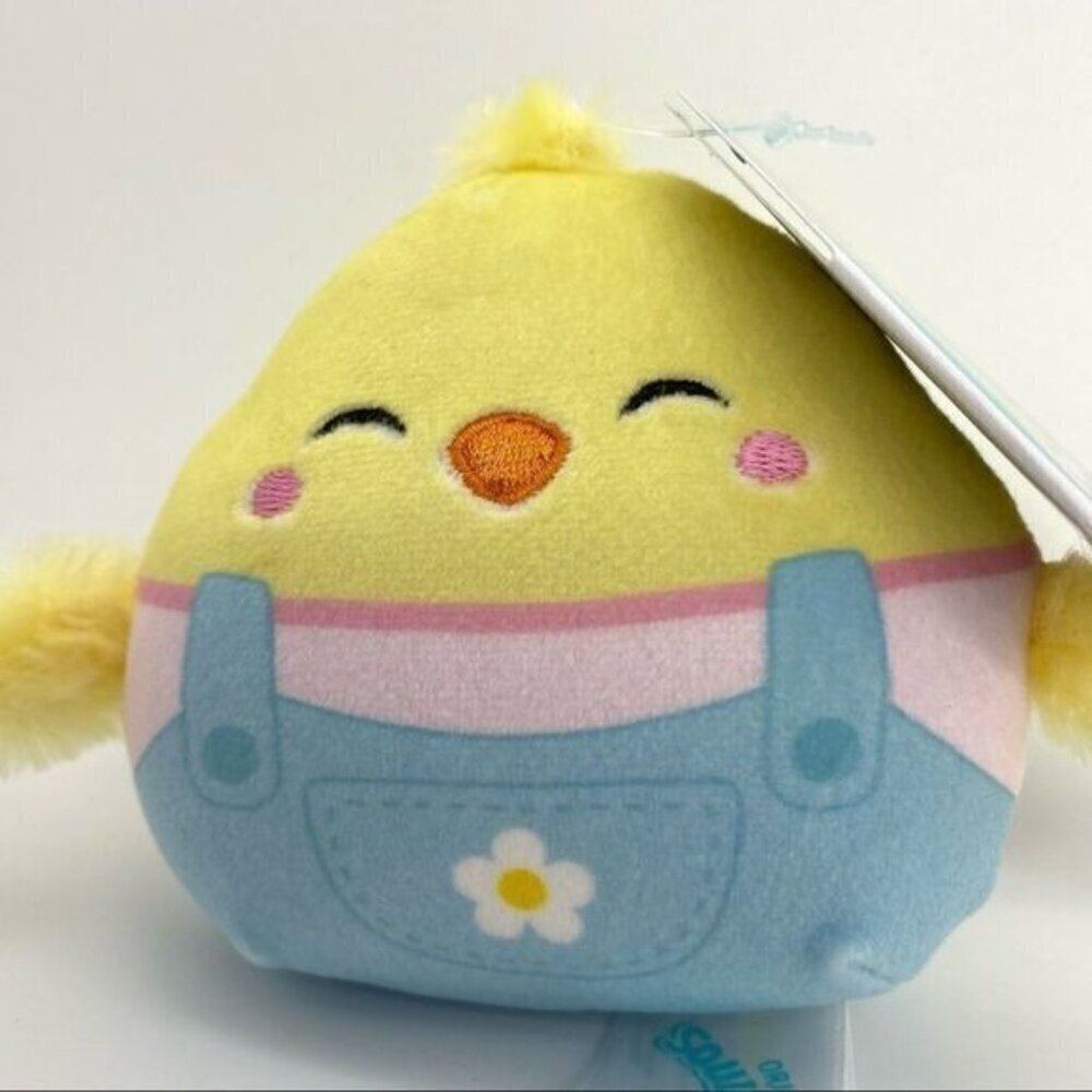 Squishmallow Aimee Easter Chick Clip On 3.5” Plush Keychain - Picture 2 of 5